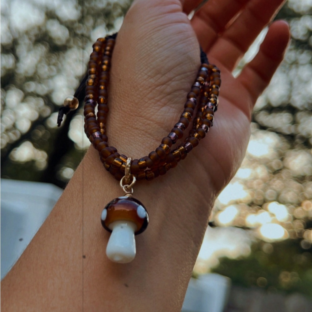 Mushroom brown triple beaded bracelet